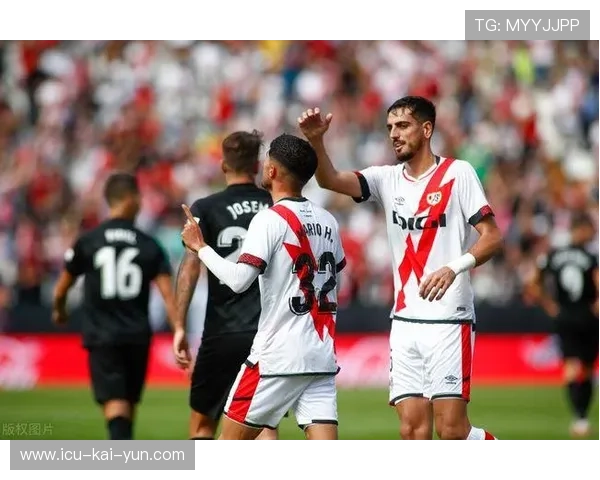 埃尔切用顽强态度书写升班马反击教科书