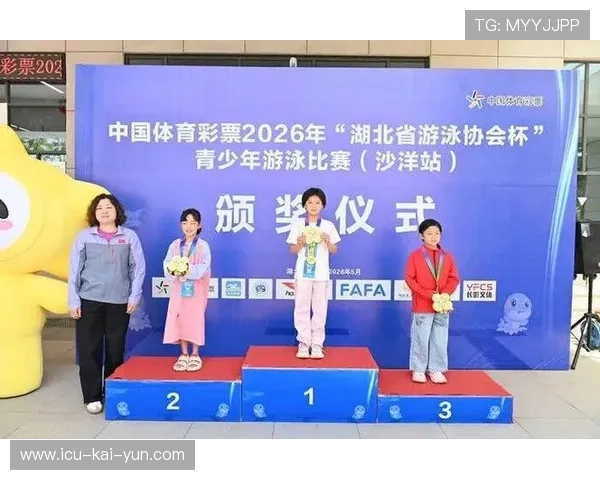 游泳赛事志愿者实行分级培训与激励，游泳协会比赛