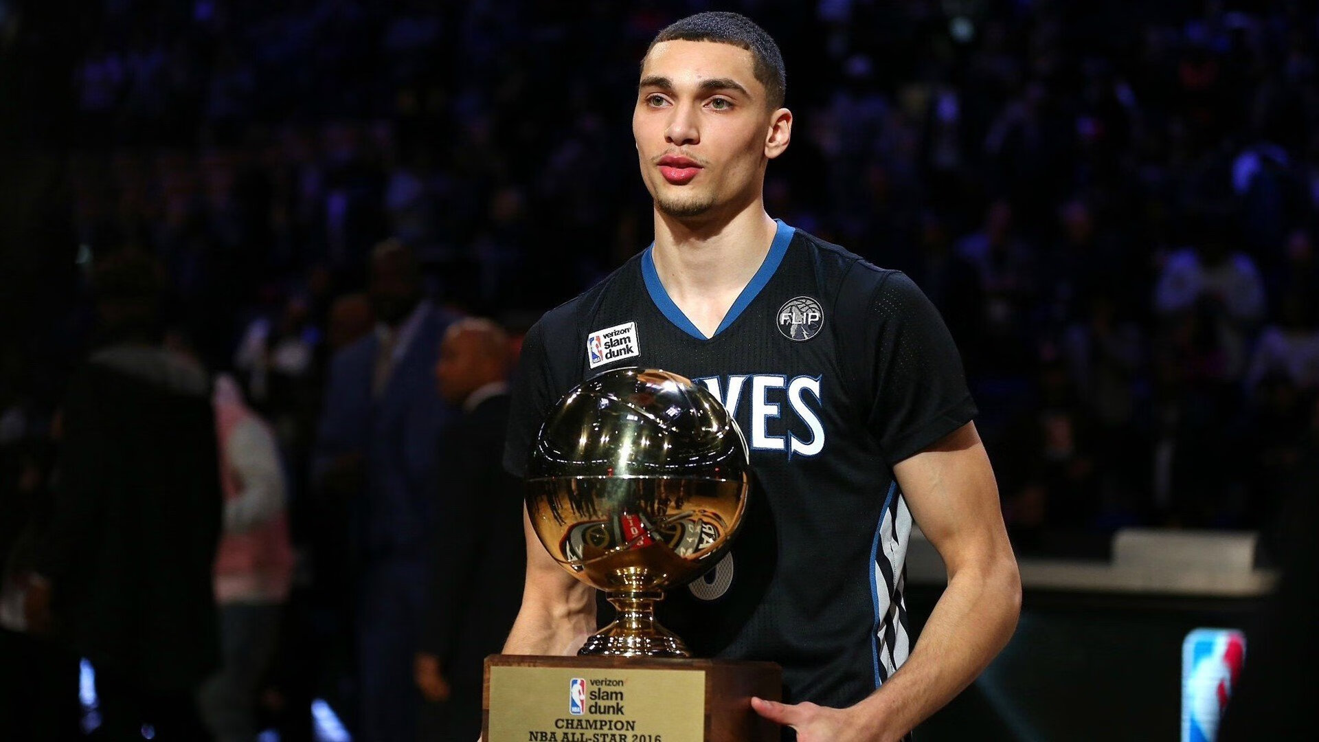 中国男篮年轻球员表现突出，中国男篮青年队员名单